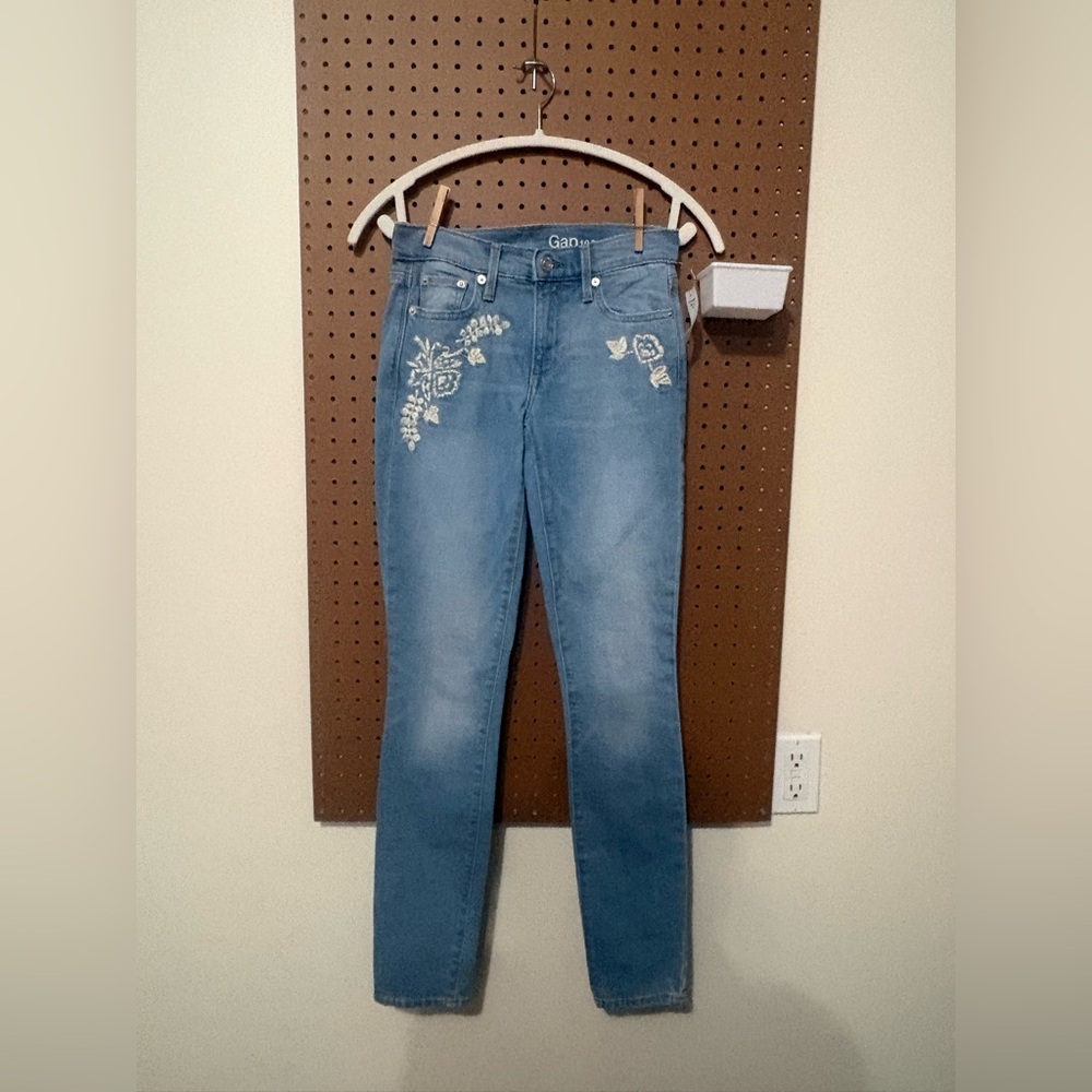 Gap 1969 Embroidered Jeans （ 00R )